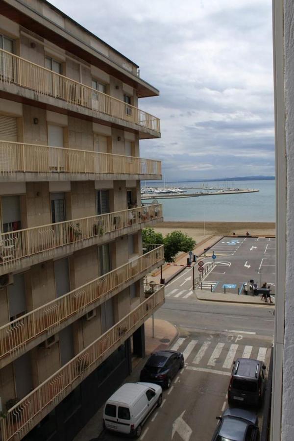 Apartaments Oller Centro Росас Экстерьер фото