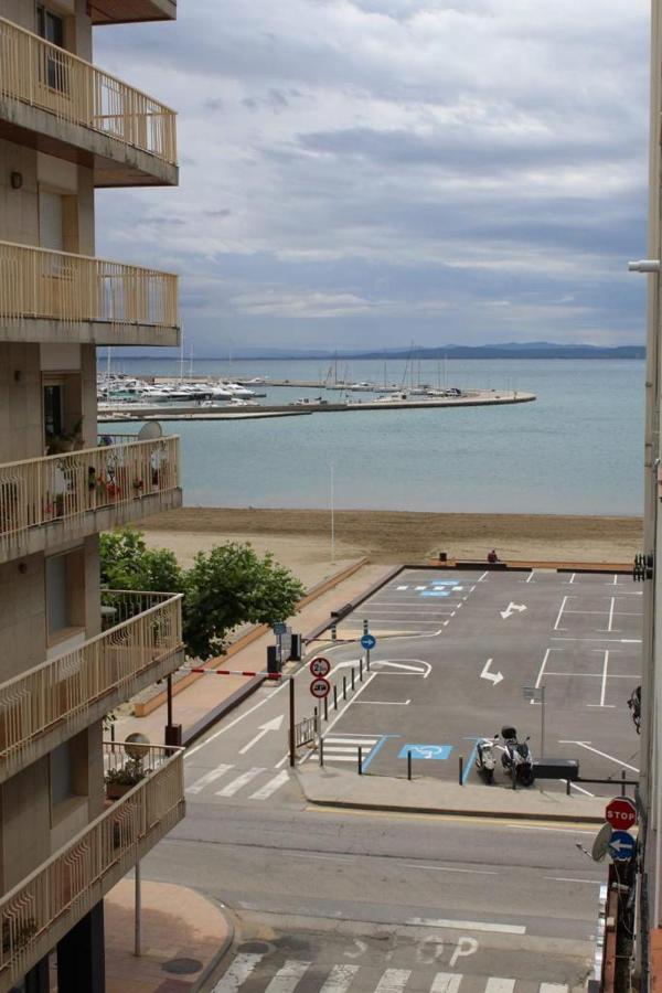 Apartaments Oller Centro Росас Экстерьер фото