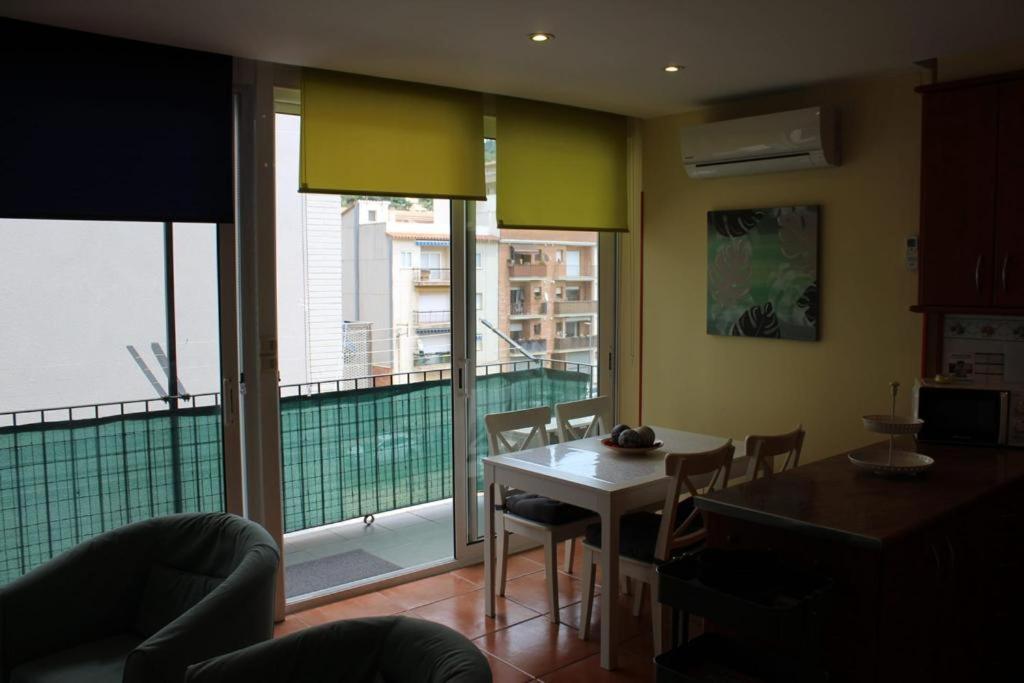 Apartaments Oller Centro Росас Экстерьер фото