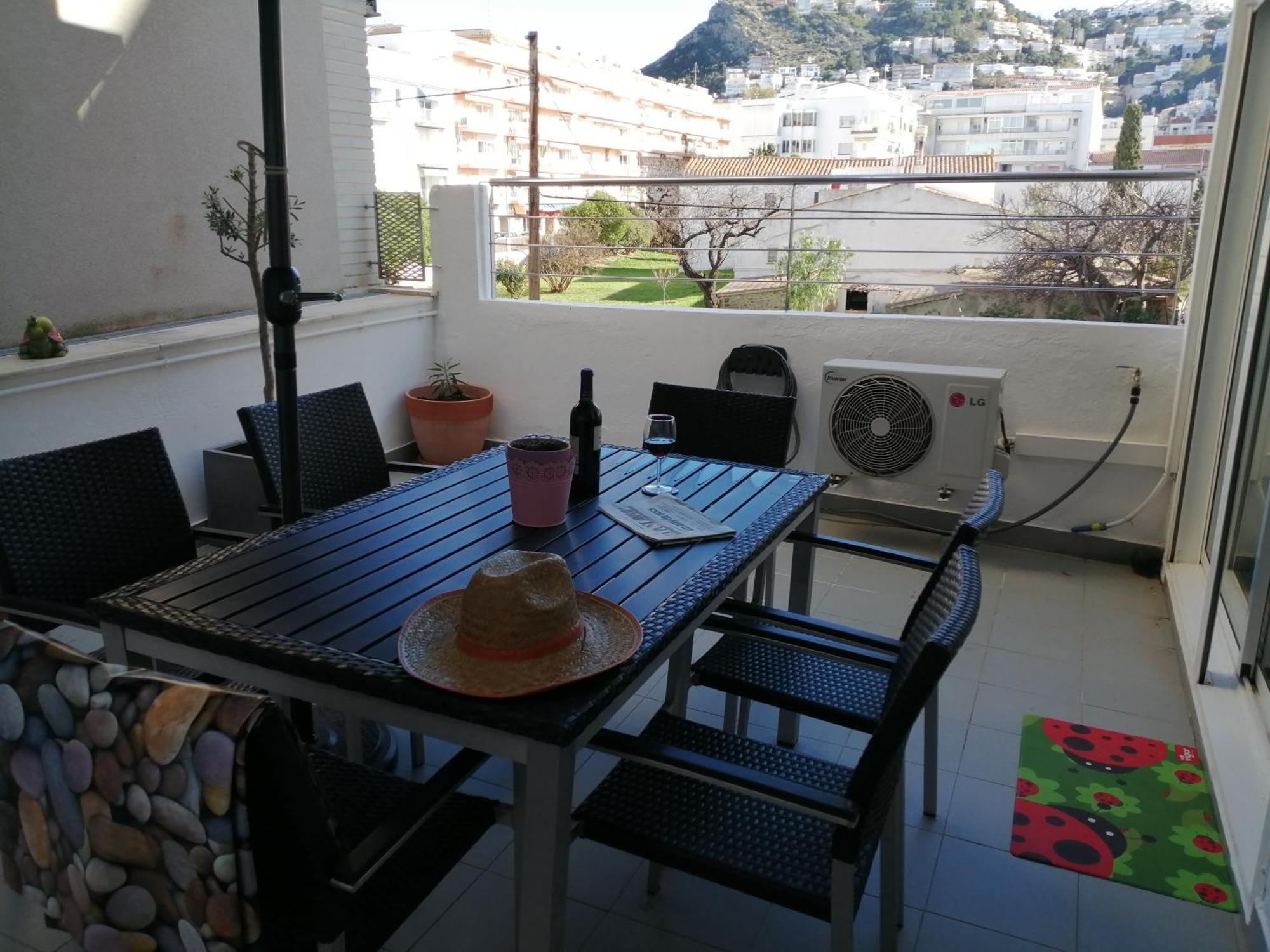 Apartaments Oller Centro Росас Экстерьер фото